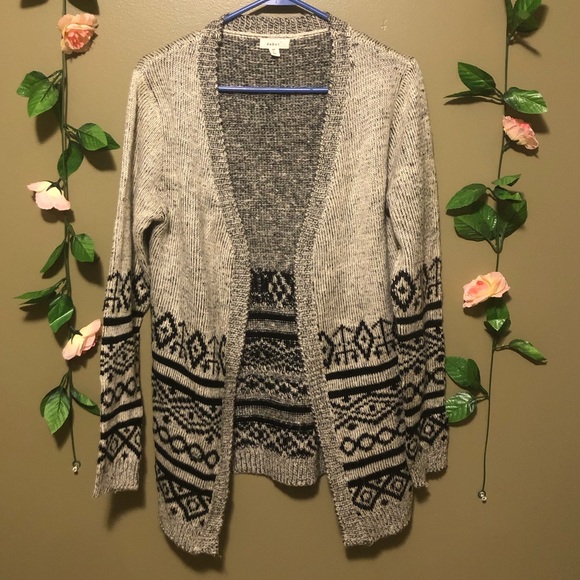 debut Sweaters - Debut Cardigan